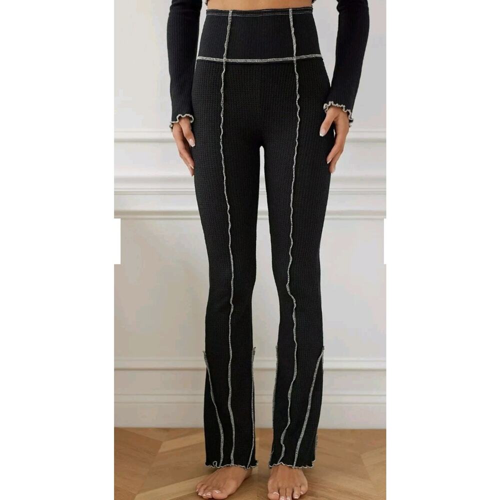 NEW Out From Under Bella Thermal High-Waisted Flare Pant‎ Black sz SP
